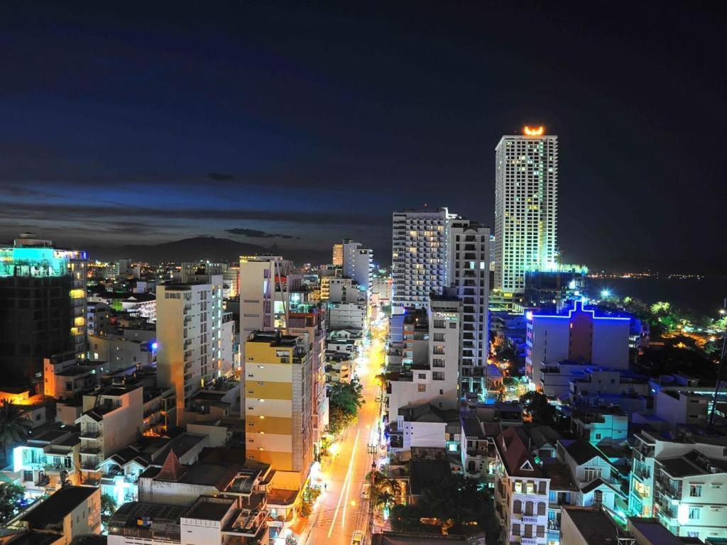 โซเฟีย โฮเต็ล นาตรัง Hotel ญาจาง ภายนอก รูปภาพ